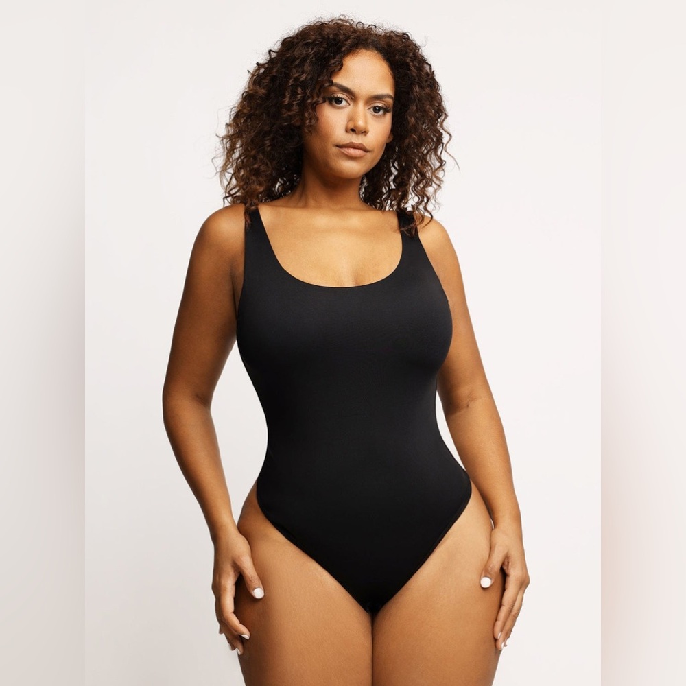Popilush Scoop Neck Thong Shapewear Bodysuit